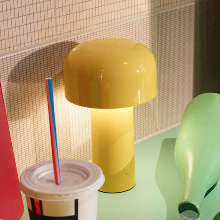 Bellhop oppladbar bordlampe