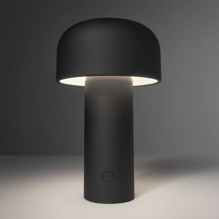 Flos-Bellhop-oppladbar-bordlampe-Bordlamper-Flos-Fls_F1060031-1.png