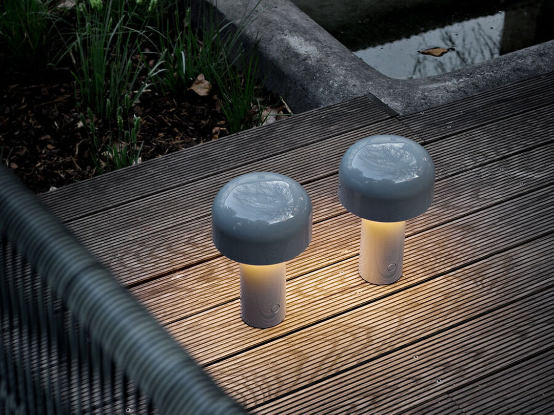 Flos-Bellhop-oppladbar-bordlampe-Bordlamper-Flos-Fls_F1060031-15.jpg