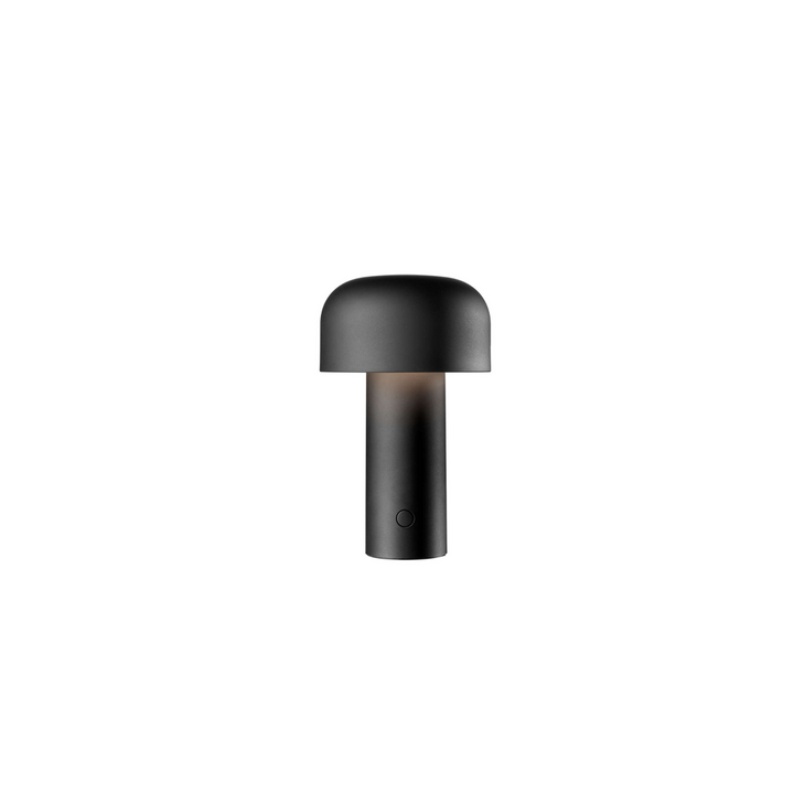 Flos-Bellhop-oppladbar-bordlampe-Bordlamper-Flos-Fls_F1060031-2.png