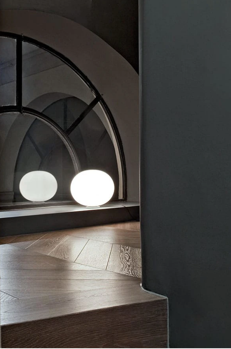 Flos-Glo-Ball-Basic-1-bordlampe-33cm-med-dimmer-Bordlamper-Flos-Fls_F3021000-5.png