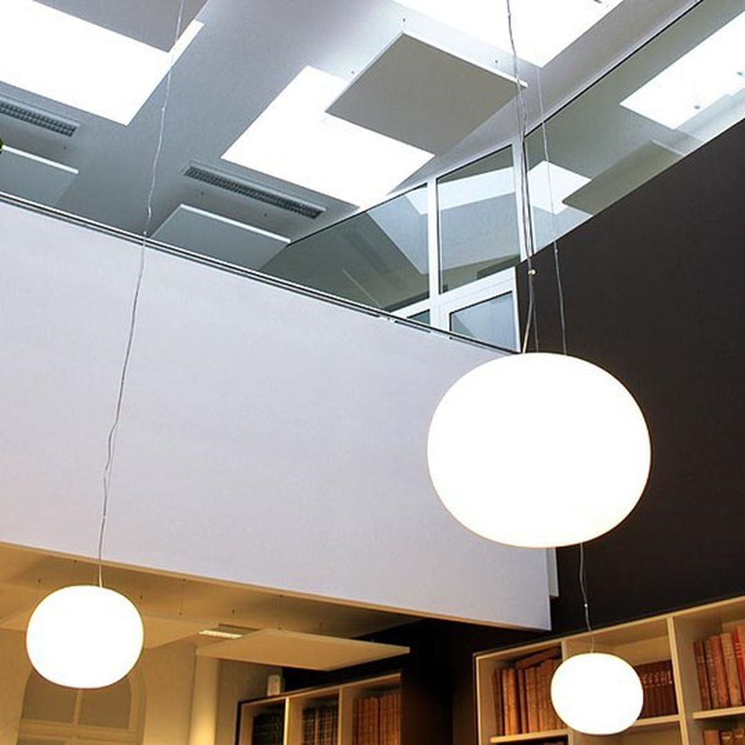 Flos-Glo-Ball-S1-taklampe-33cm-Takpendler-Flos-Fls_F3005061-7.jpg