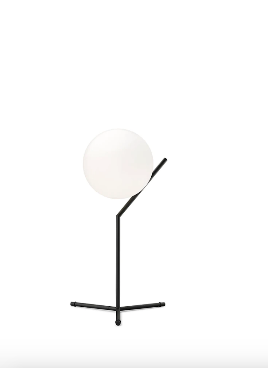 Flos-IC-T1-bordlampe-hoy-Bordlamper-Flos-Fls_F3170030-4.png