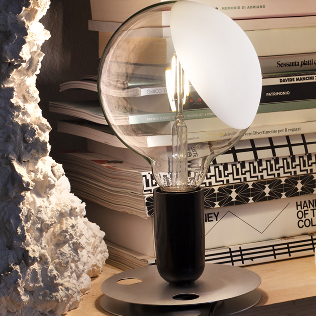 Flos-Lampadina-bordlampe-Bordlamper-Flos-Fls_F3300000-1.png