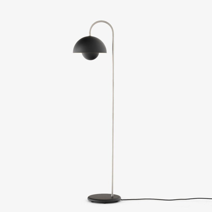 Flowerpot-VP12-gulvlampe-Gulvlamper-Tradition-136978A218-5_e96761c1.jpg