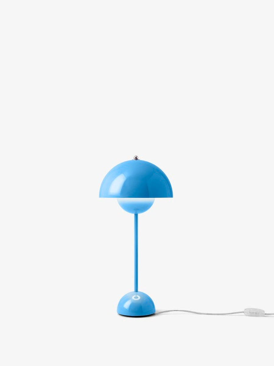 Flowerpot-VP3-bordlampe-Bordlamper-Tradition-133084A179-18.jpg