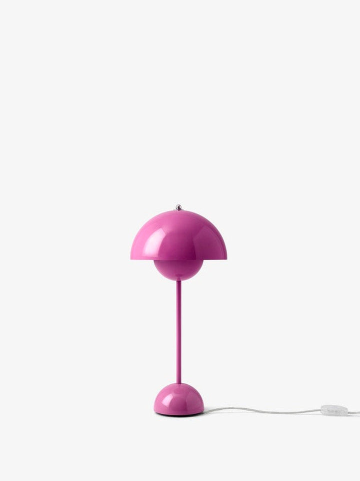 Flowerpot VP3 bordlampe