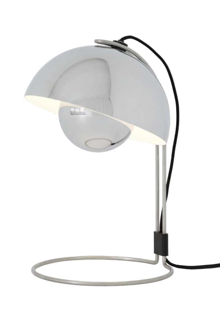 Flowerpot VP4 bordlampe
