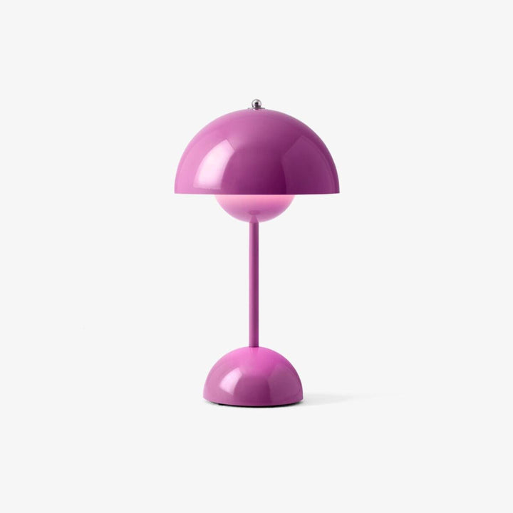 Flowerpot-VP9-baerbar-bordlampe-Bordlamper-Tradition-133093A181-11.jpg