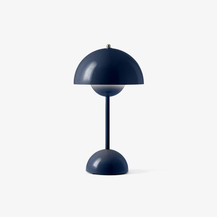 Flowerpot VP9 bærbar bordlampe