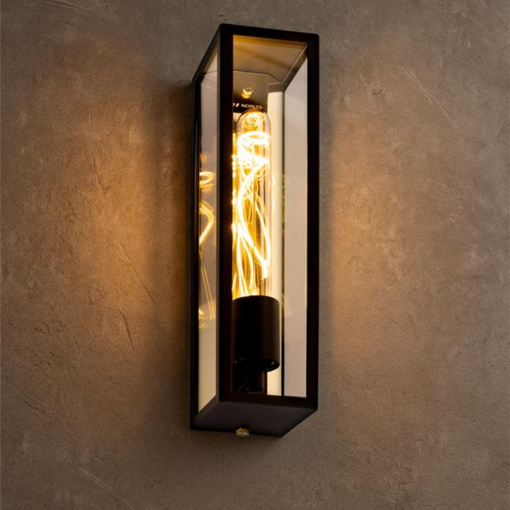 Freja-vegglampe-Utebelysning-vegg-klassisk-Norlys-3100469-3_010dba3c.jpg