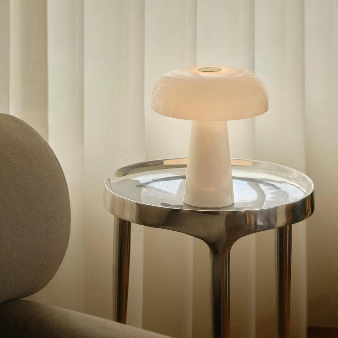 Glossy-Mini-Marmor-Bordlamper-DFTP-2520015009-1.jpg