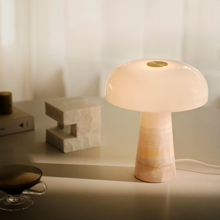 Glossy-Mini-Marmor-Bordlamper-DFTP-2520015009-8.jpg