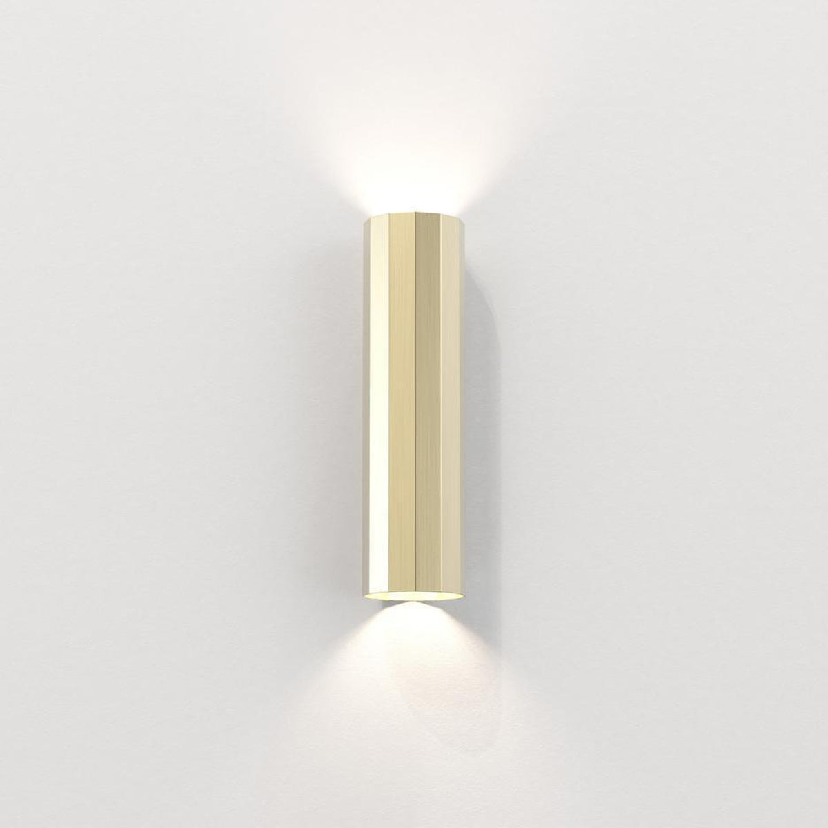 Hashira-300-vegglampe-oppned-Vegglamper-Astro-Lighting-Asg_1442006-4.jpg