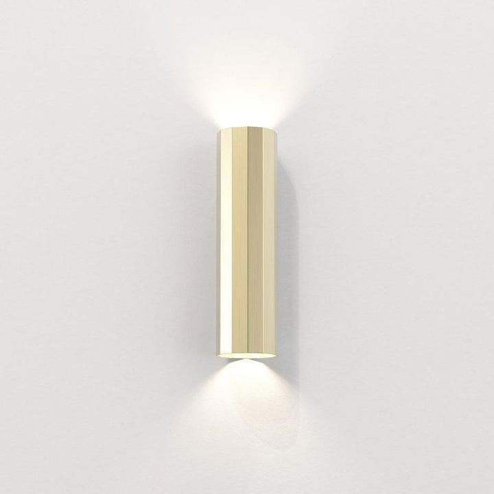 Hashira-300-vegglampe-oppned-Vegglamper-Astro-Lighting-Asg_1442006-4.jpg