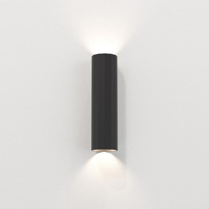 Hashira-300-vegglampe-oppned-Vegglamper-Astro-Lighting-Asg_1442006-9.jpg