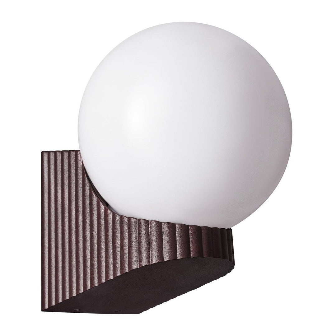 Hayley-vegglampe-utendors-IP44-E27-Metallisk-brunOpal-Utebelysning-vegg-klassisk-Nordlux-2318131061-5.jpg