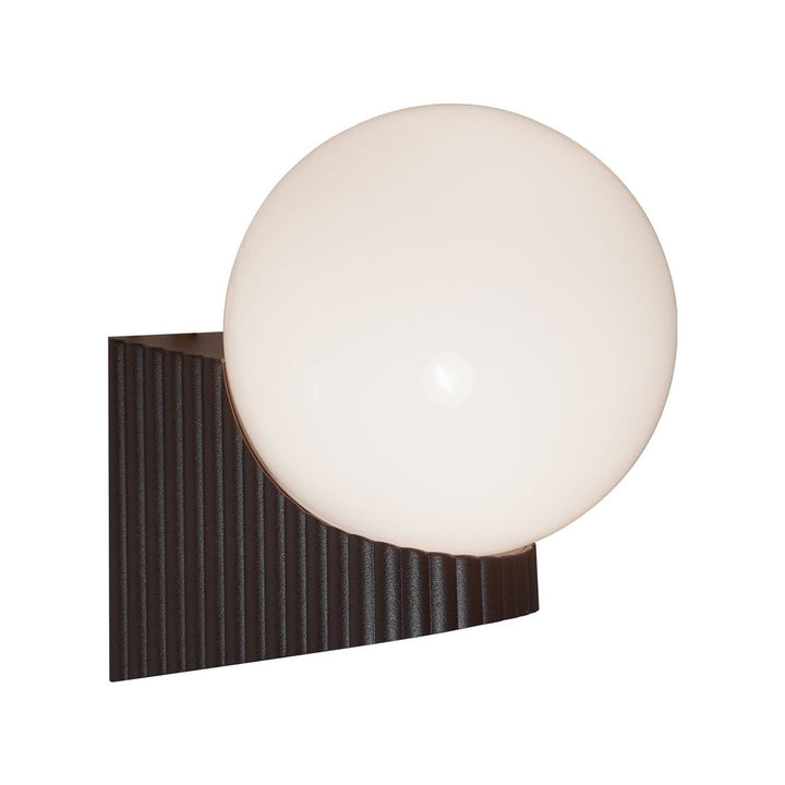 Hayley-vegglampe-utendors-IP44-E27-Metallisk-brunOpal-Utebelysning-vegg-klassisk-Nordlux-2318131061-6.jpg
