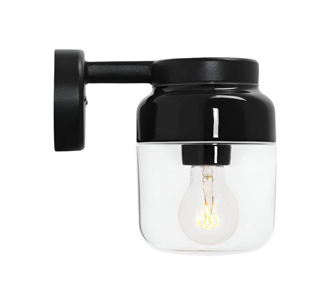 Ifo-Ohm-140205-vegglampe-IP44-Baderomsbelysning-vegglamper-Ifo-Electric-8382-510-16-1.jpg