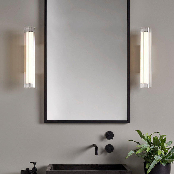 Io-420-vegglampe-IP44-Krom-Baderomsbelysning-vegglamper-Astro-Lighting-Asg_1409055-3.jpg