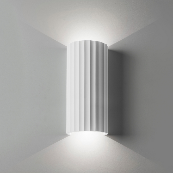 Kymi-300-vegglampe-Vegglamper-Astro-Lighting-Asg_1335003-3.png