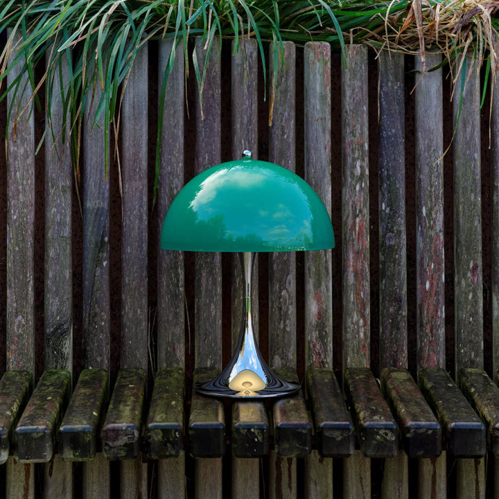 Louis-Poulsen-250-oppladbar-portabel-bordlampe-original-6W-IP44-Bordlamper-Louis-Poulsen-LP_5744613460-8.webp