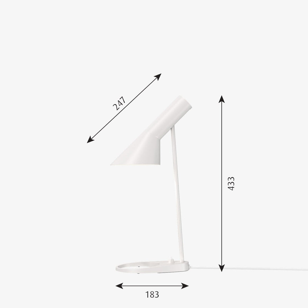 Louis-Poulsen-AJ-Mini-Bordlampe-Bordlamper-Louis-Poulsen-LP_5744167194-19.jpg