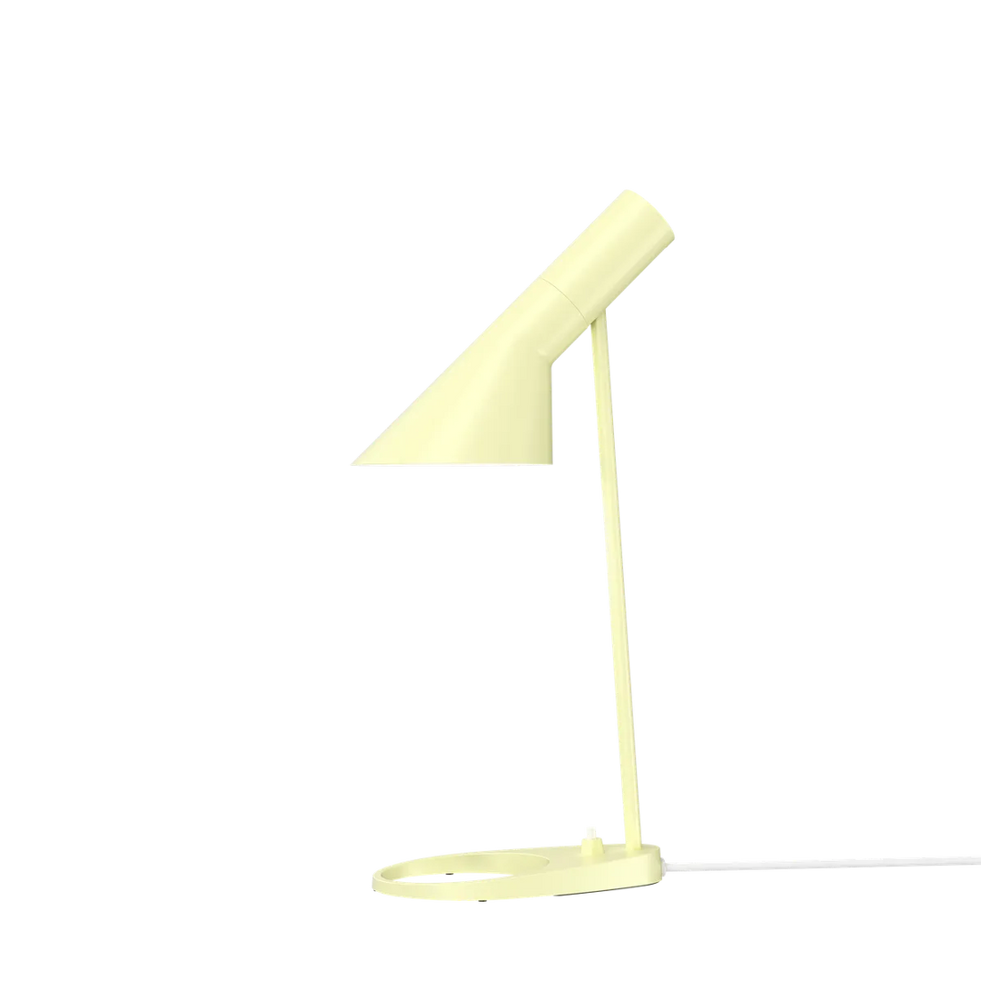 Louis-Poulsen-AJ-Mini-Bordlampe-Bordlamper-Louis-Poulsen-LP_5744170217-6.webp