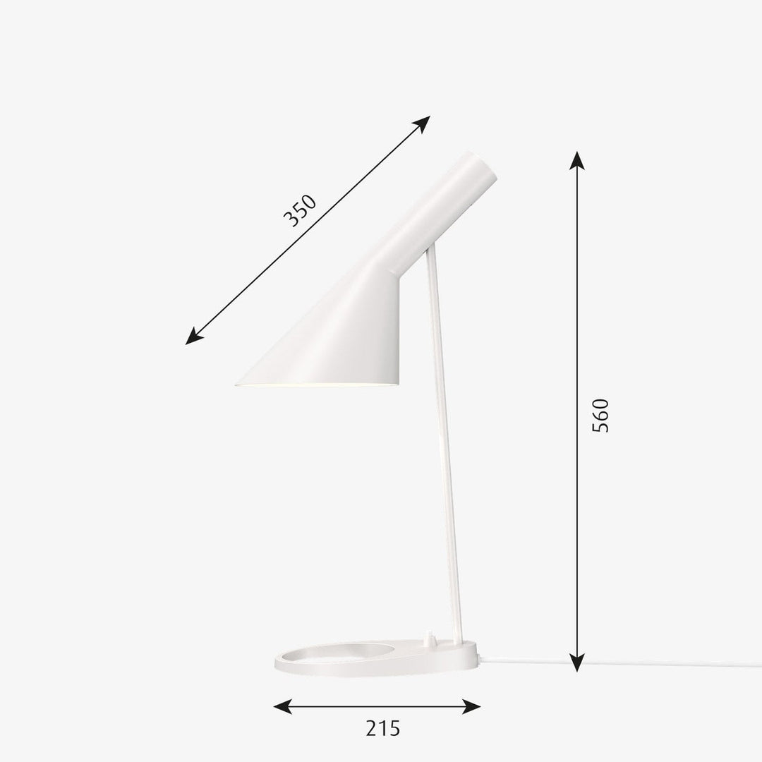 Louis-Poulsen-AJ-bordlampe-Bordlamper-Louis-Poulsen-LP_5744169422-3.jpg