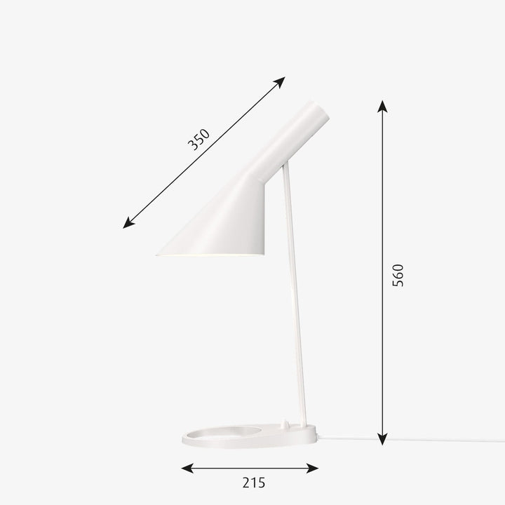 Louis-Poulsen-AJ-bordlampe-Bordlamper-Louis-Poulsen-LP_5744169422-3.jpg