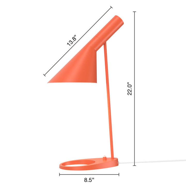 Louis-Poulsen-AJ-bordlampe-Bordlamper-Louis-Poulsen-LP_5744169422-9.jpg