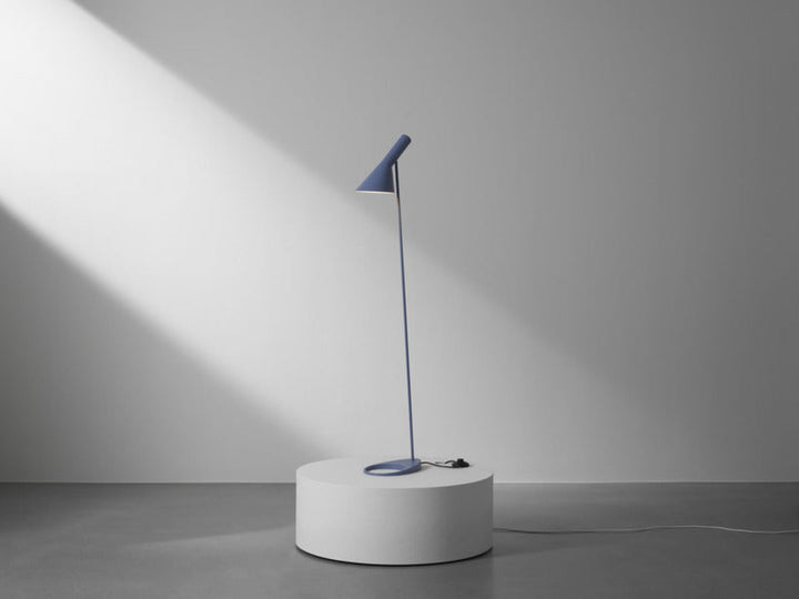 Louis-Poulsen-AJ-gulvlampe-Gulvlamper-Louis-Poulsen-LP_5744169707-17.jpg