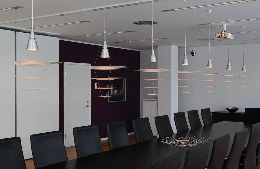Louis-Poulsen-Enigma-taklampe-O42-Takpendler-Louis-Poulsen-LP_5741088726-7.jpg