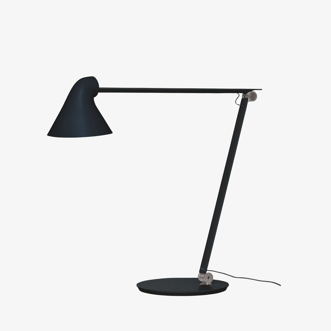 Louis-Poulsen-NJP-bordlampe-Bordlamper-Louis-Poulsen-LP_5744164757-2.jpg