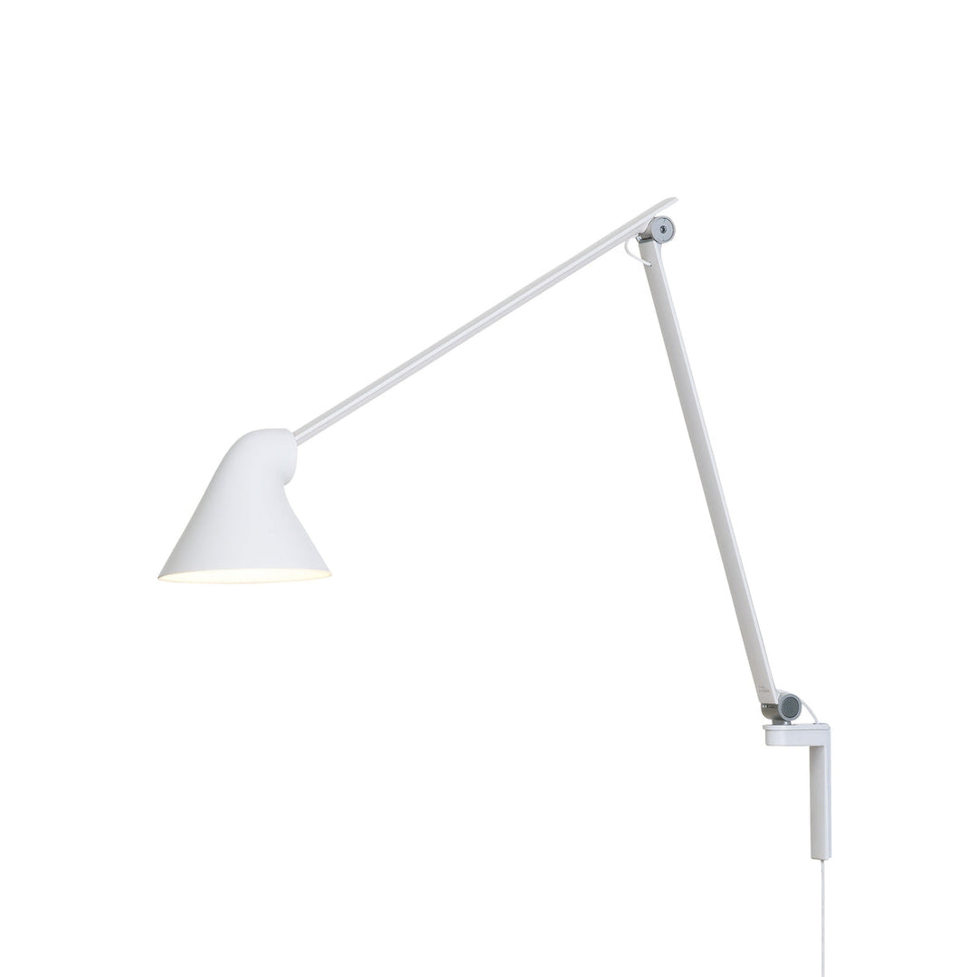 Louis-Poulsen-NJP-lang-vegglampe-Vegglamper-Louis-Poulsen-LP_5743163238-8.jpg