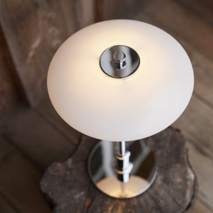 Louis-Poulsen-PH-21-Portable-bordlampe-Bordlamper-Louis-Poulsen-LP_5744170424-11.jpg