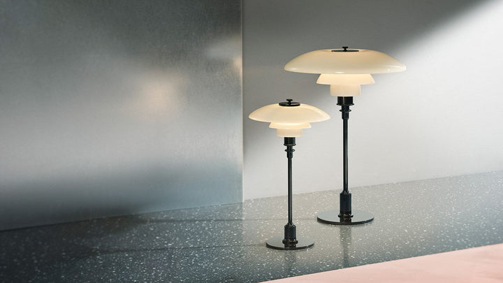 Louis-Poulsen-PH-21-bordlampe-Bordlamper-Louis-Poulsen-LP_5744164278-3.jpg