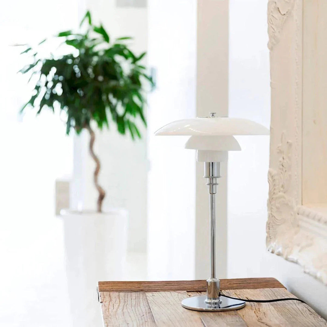 Louis-Poulsen-PH-21-bordlampe-Bordlamper-Louis-Poulsen-LP_5744164278-4.webp