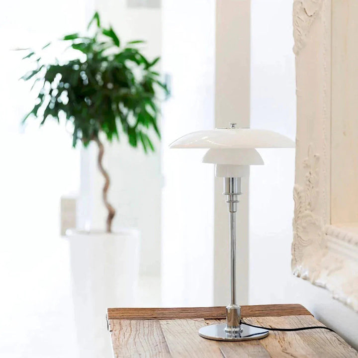 Louis-Poulsen-PH-21-bordlampe-Bordlamper-Louis-Poulsen-LP_5744164278-4.webp