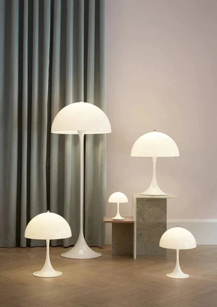 Louis-Poulsen-Panthella-Opal-400-Bordlampe-Bordlamper-Louis-Poulsen-LP_5744167042-4.webp
