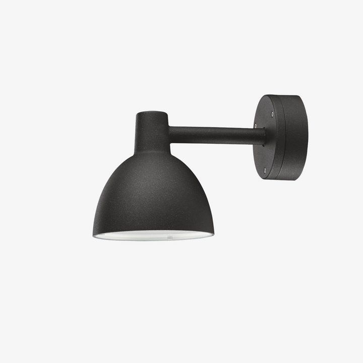Louis-Poulsen-Toldbod-utendors-vegglampe-15-Utebelysning-vegg-klassisk-Louis-Poulsen-LP_5743145926-2.png