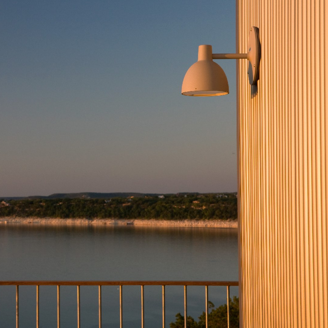 Toldbod utendørs vegglampe 22