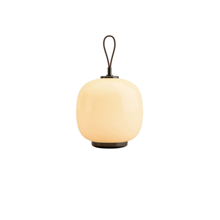 Louis-Poulsen-VL-45-Radiohus-Portable-Lampe-Bordlamper-Louis-Poulsen-LP_5744171737-2.webp