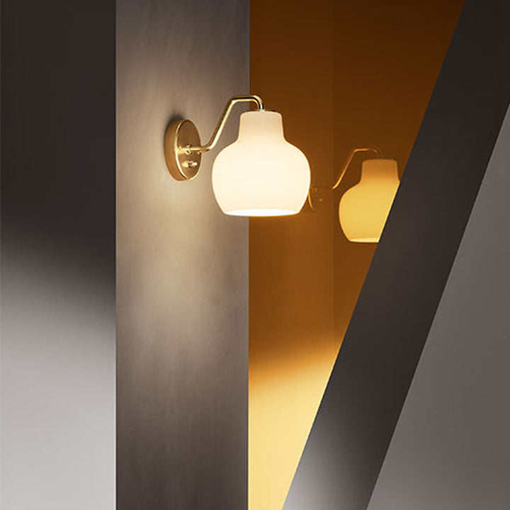Louis-Poulsen-VL-Ring-Crown-Vegglampe-Vegglamper-Louis-Poulsen-LP_5743145450-2.jpg