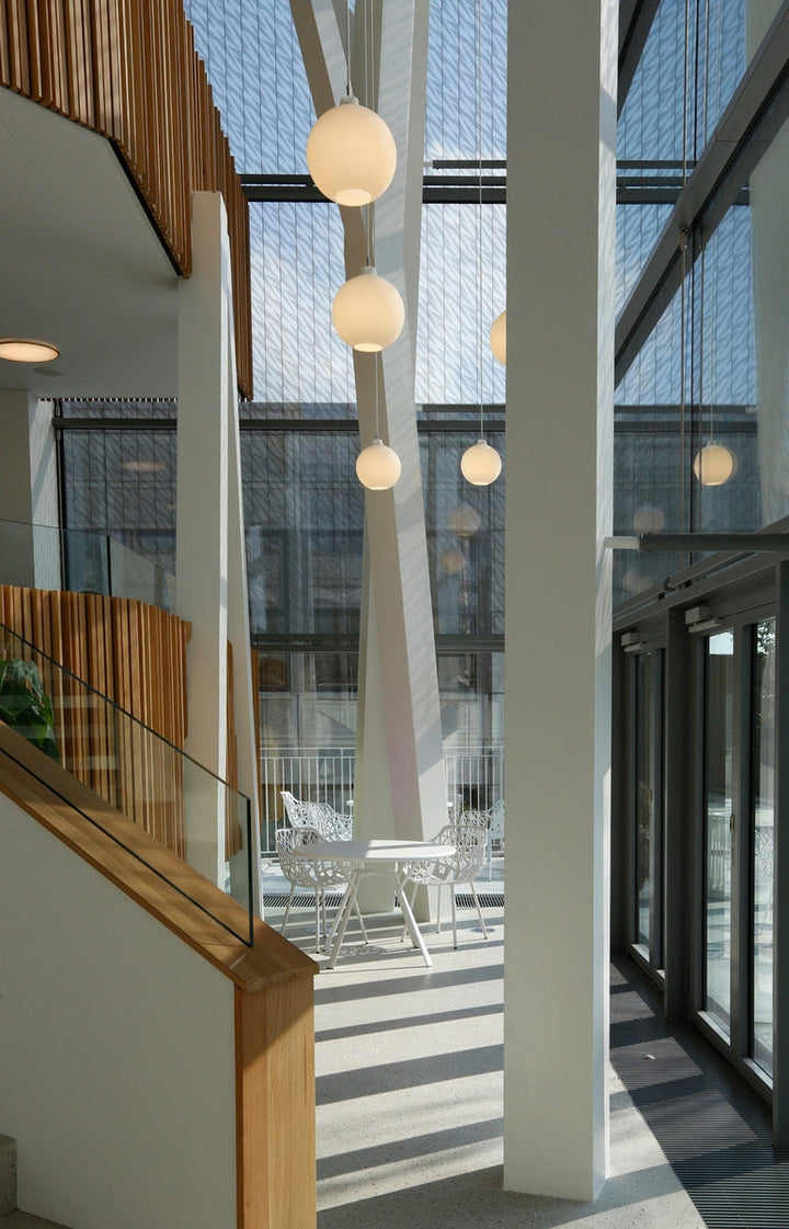 Louis-Poulsen-Wohlert-taklampe-O35-Opal-Takpendler-Louis-Poulsen-LP_5741086993-7.jpg