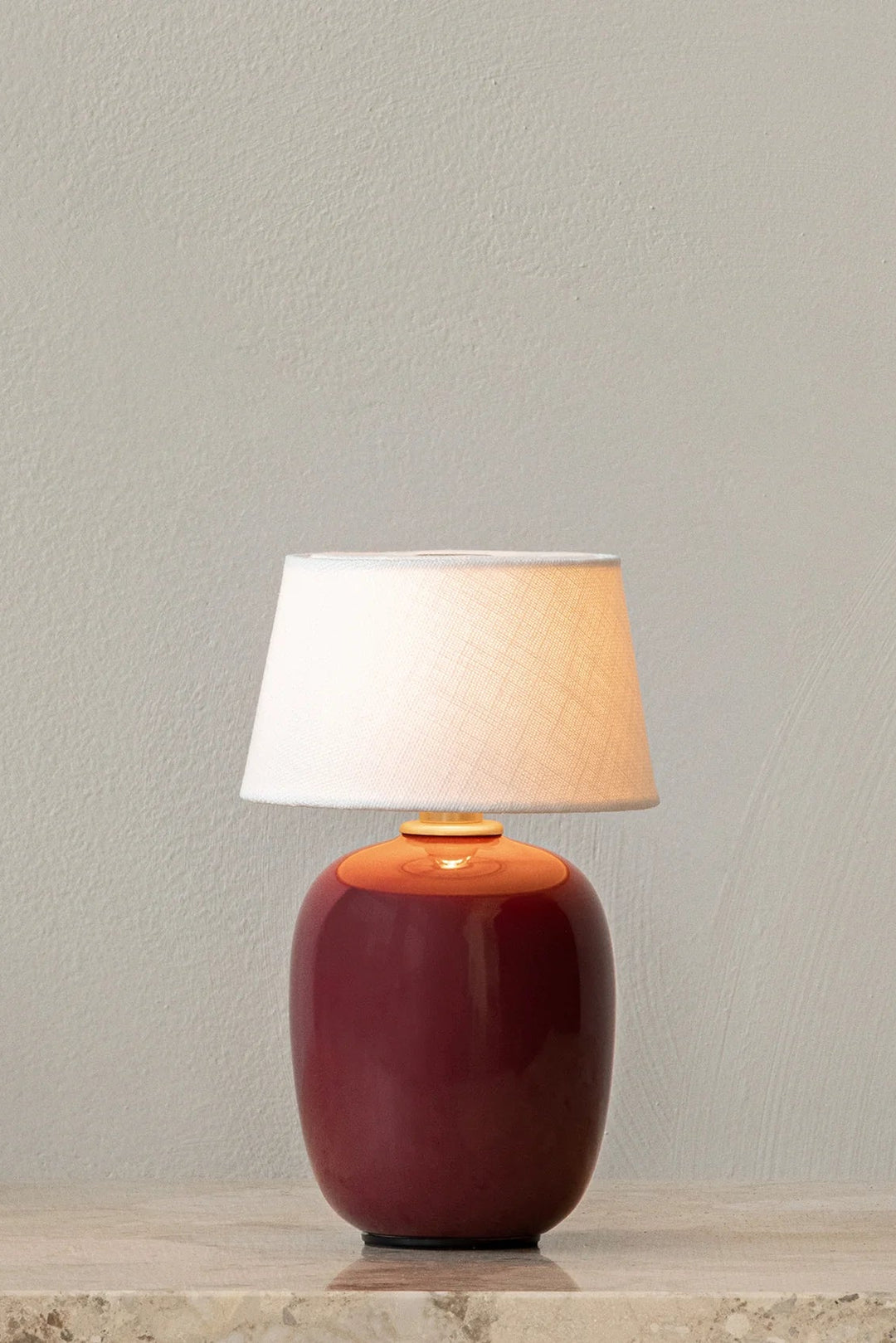 Torso oppladbar bordlampe - liten - 3-trinnsdimmer