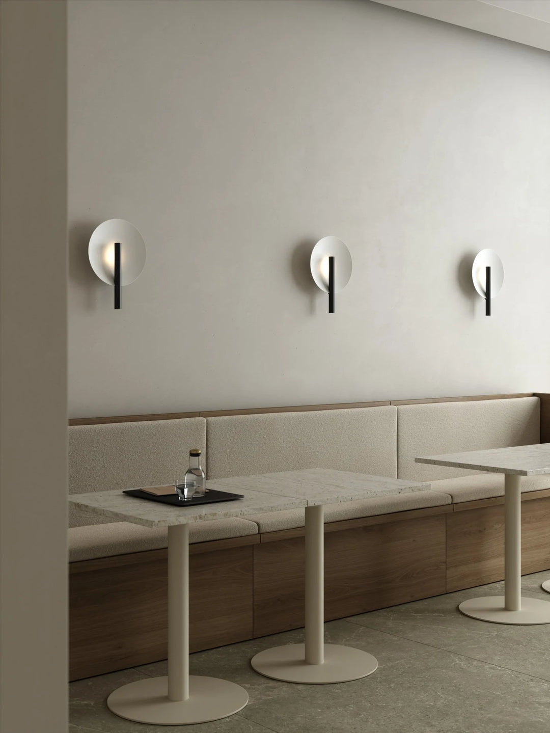 Furiko vegglampe