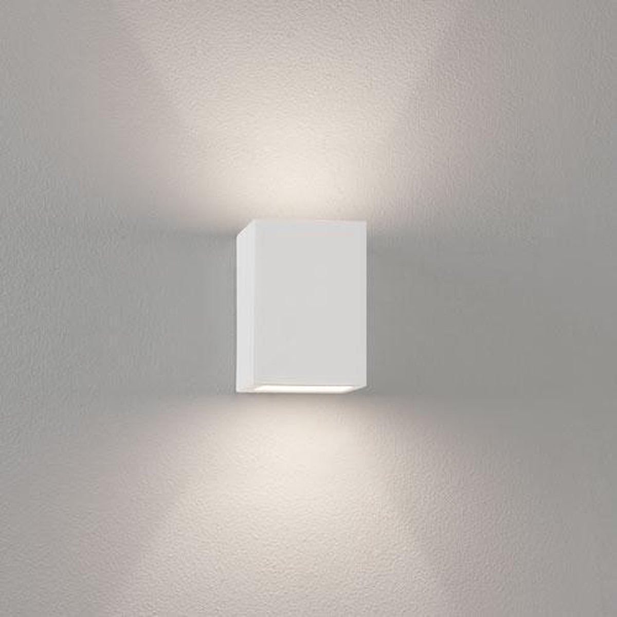 Mosto-vegglampe-Hvit-Vegglamper-Astro-Lighting-Asg_1173001-3.jpg