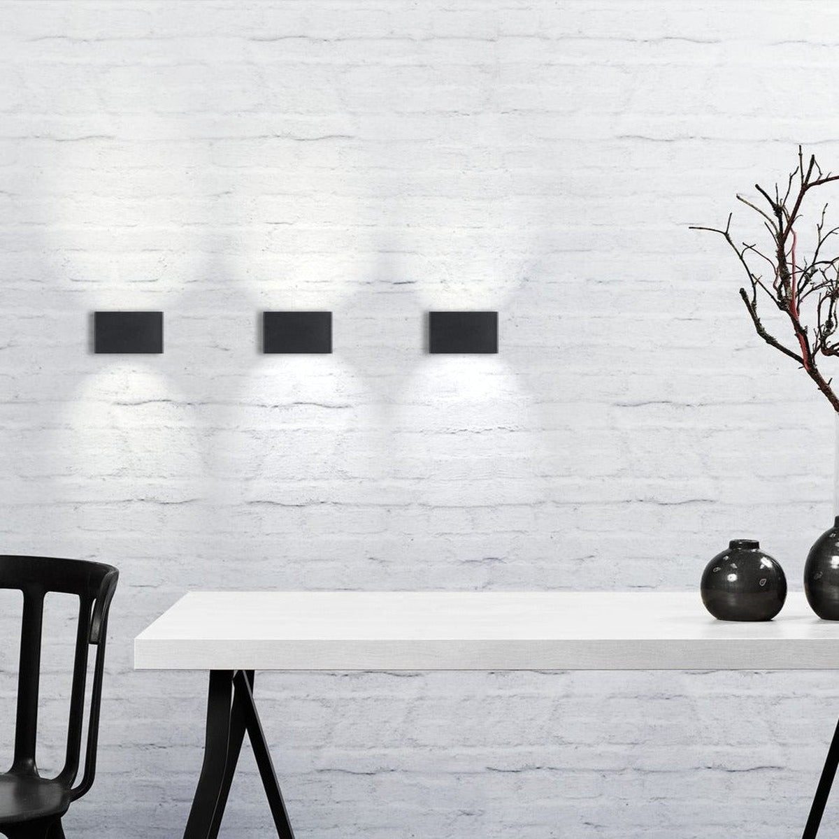 Nene-vegglampe-oppned-utendors-IP54-6W-3000K-Svart-Utebelysning-vegg-opp-og-ned-Nordlux-872723-2.jpg