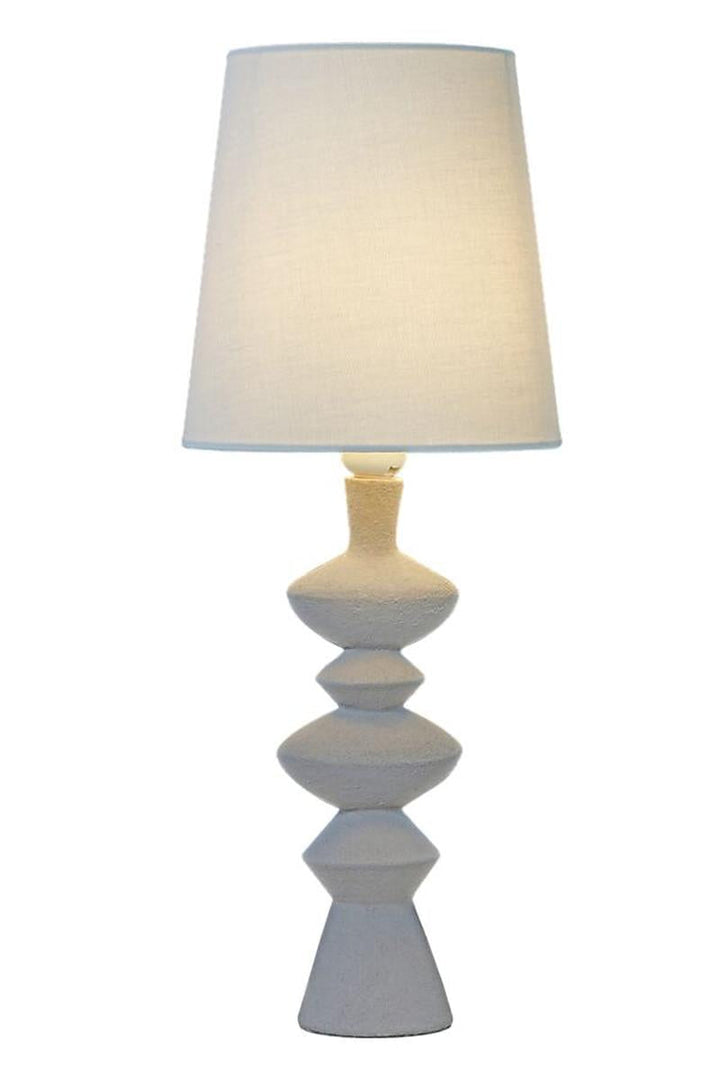 Nina bordlampe med skjerm